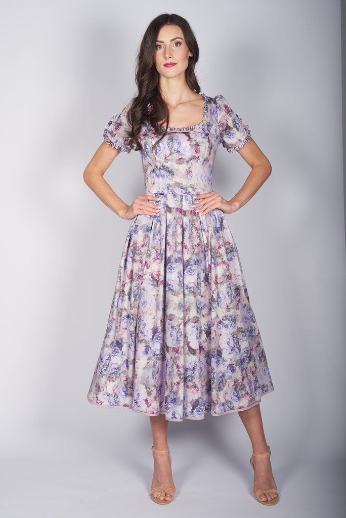 Bedrucktes Baumwollkleid mit Ärmeln flieder 2
