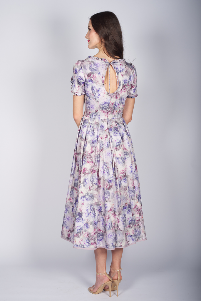 Bedrucktes Baumwollkleid mit Ärmeln flieder 3