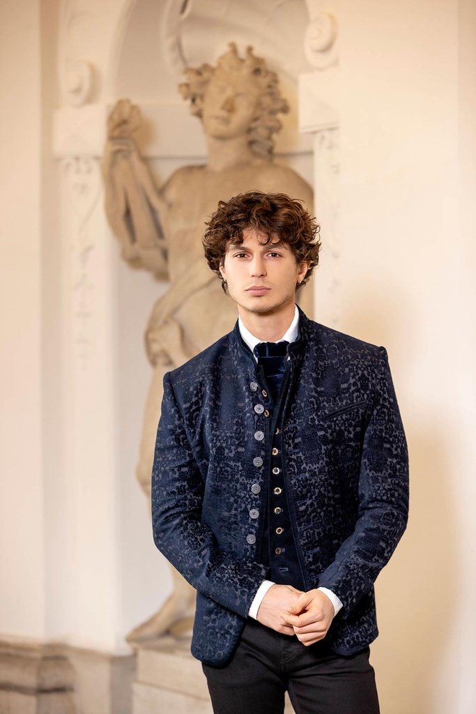 Vielknopf-Jacke aus Ornamentjacquard in marine