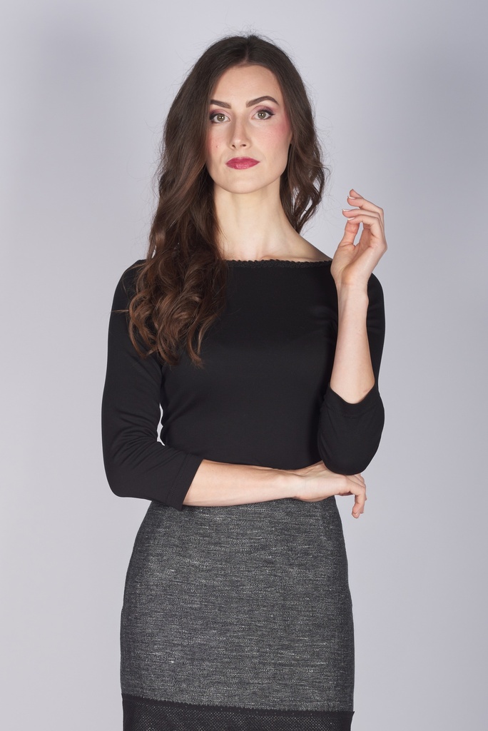 Shirt mit Dreiviertelarm in schwarz