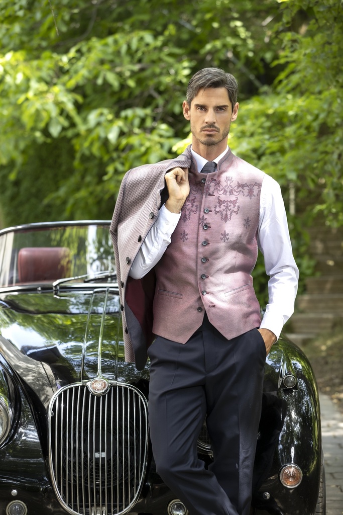 Bordürenweste in beere